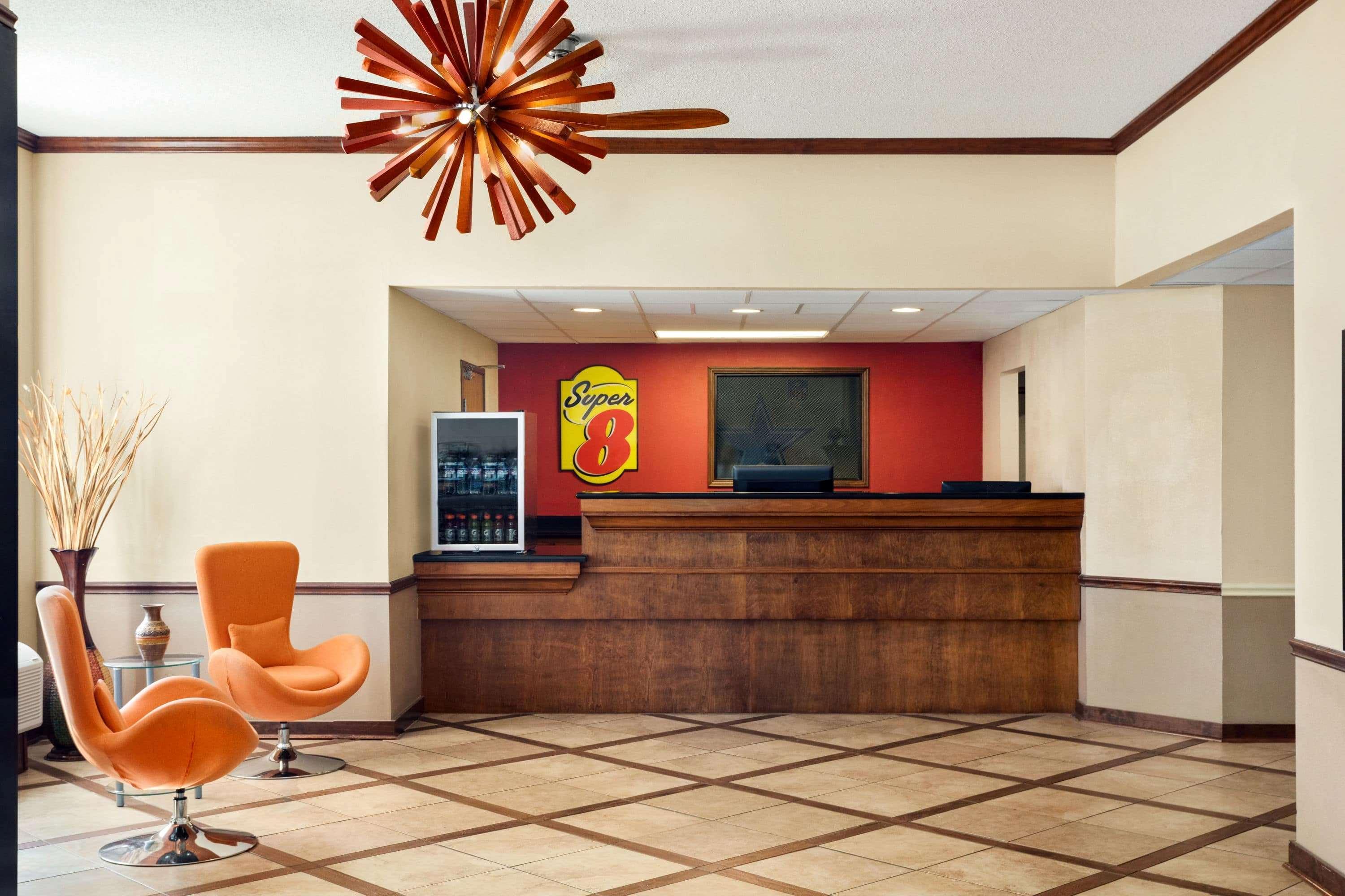Hotel Super 8 By Wyndham Clinton Zewnętrze zdjęcie