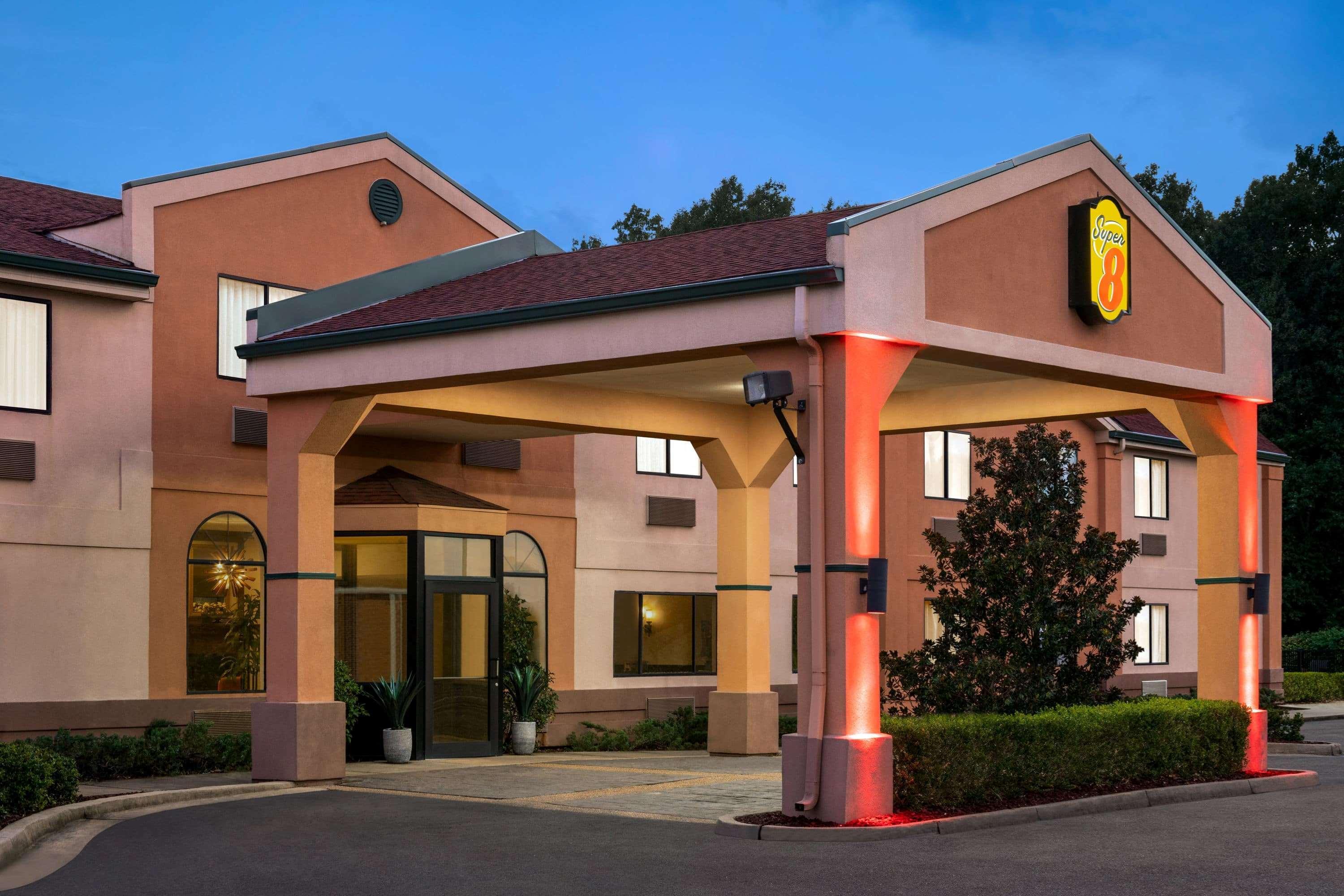 Hotel Super 8 By Wyndham Clinton Zewnętrze zdjęcie